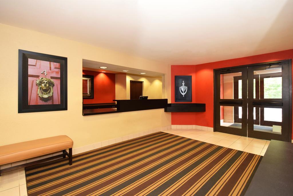 เอ็กซ์เทนด์ สเตย์ อเมริกา อินเดียนาโพลิส-คาสเซิลตัน Hotel แคสเซิลตัน ภายนอก รูปภาพ