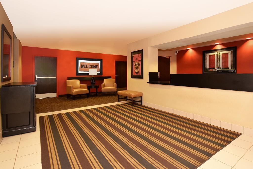 เอ็กซ์เทนด์ สเตย์ อเมริกา อินเดียนาโพลิส-คาสเซิลตัน Hotel แคสเซิลตัน ภายนอก รูปภาพ